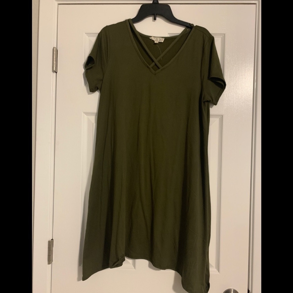 Green flowy dress